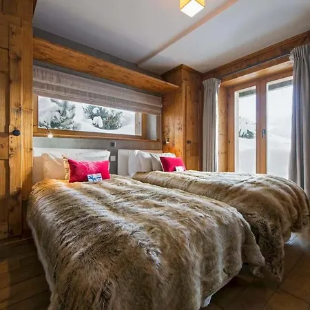 Refined With Scenic Views Villa