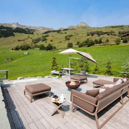 Refined With Scenic Views فيربير